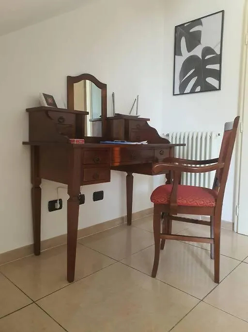 La Casa Di Elena Versilia - Two Apartments Marina di Pietrasanta Italia