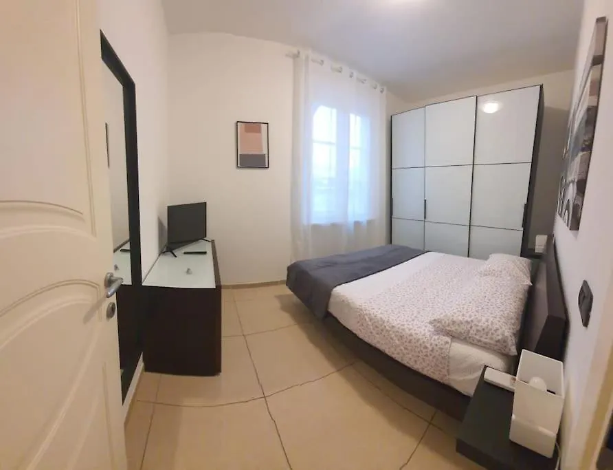 La Casa Di Elena Versilia - Two Apartments Marina di Pietrasanta 0*,