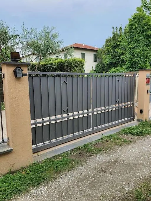 La Casa Di Elena Versilia - Two Apartments Marina di Pietrasanta