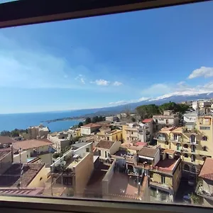 https://casa-dartista-taormina.sicilyhotelsitaly.net