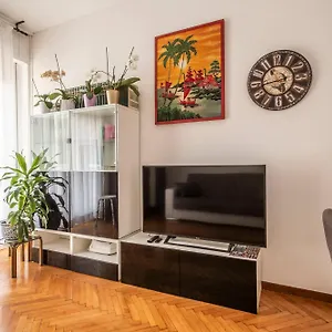 https://bijoux-como-elegante-next-to-piazza-volta.it-lombardy.com